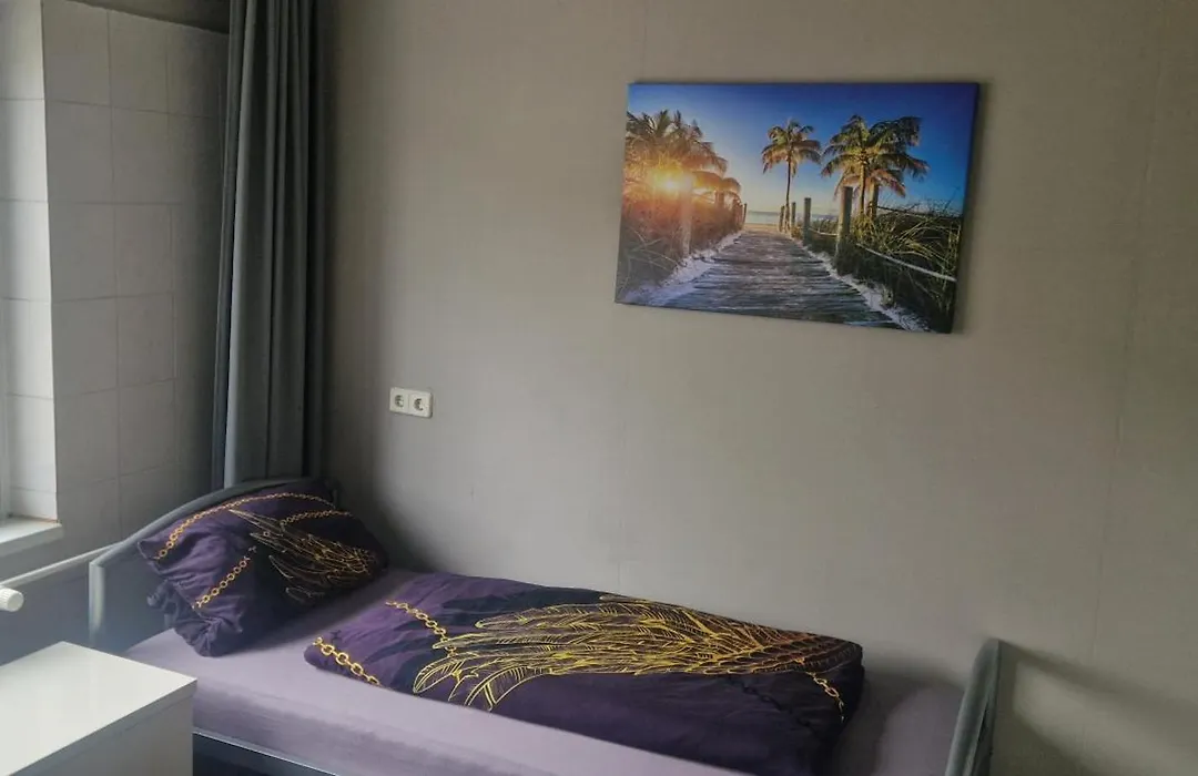 M&R Motel-1