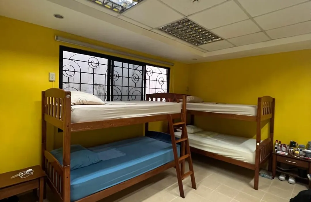 Panama Hat Hostel-1