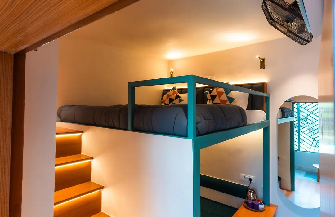 Joey'S Hostel Agra - 200M From Taj Mahal-1