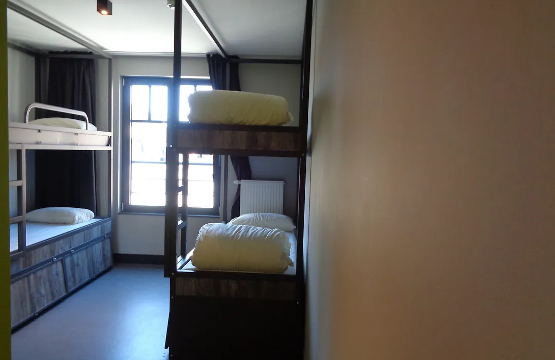 Brxxl 5 City Centre Hostel-1