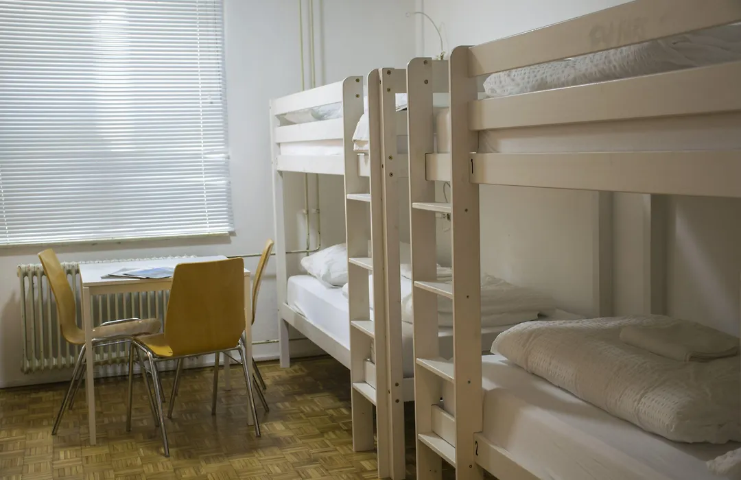 Hostel Dic-1