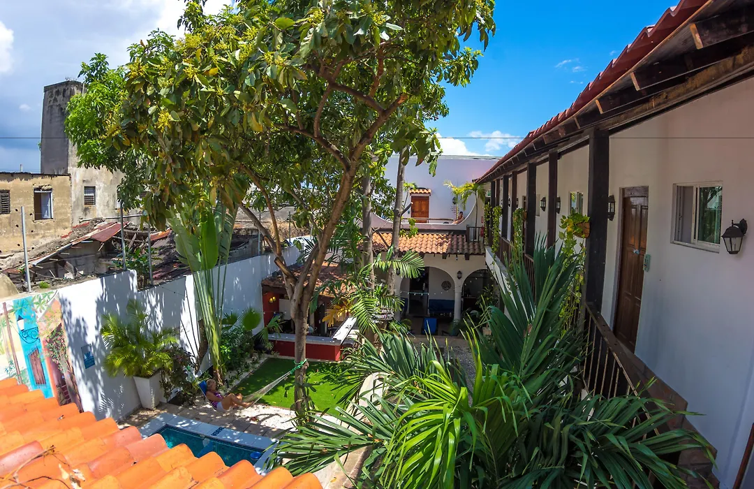 Island Life Hostel-1