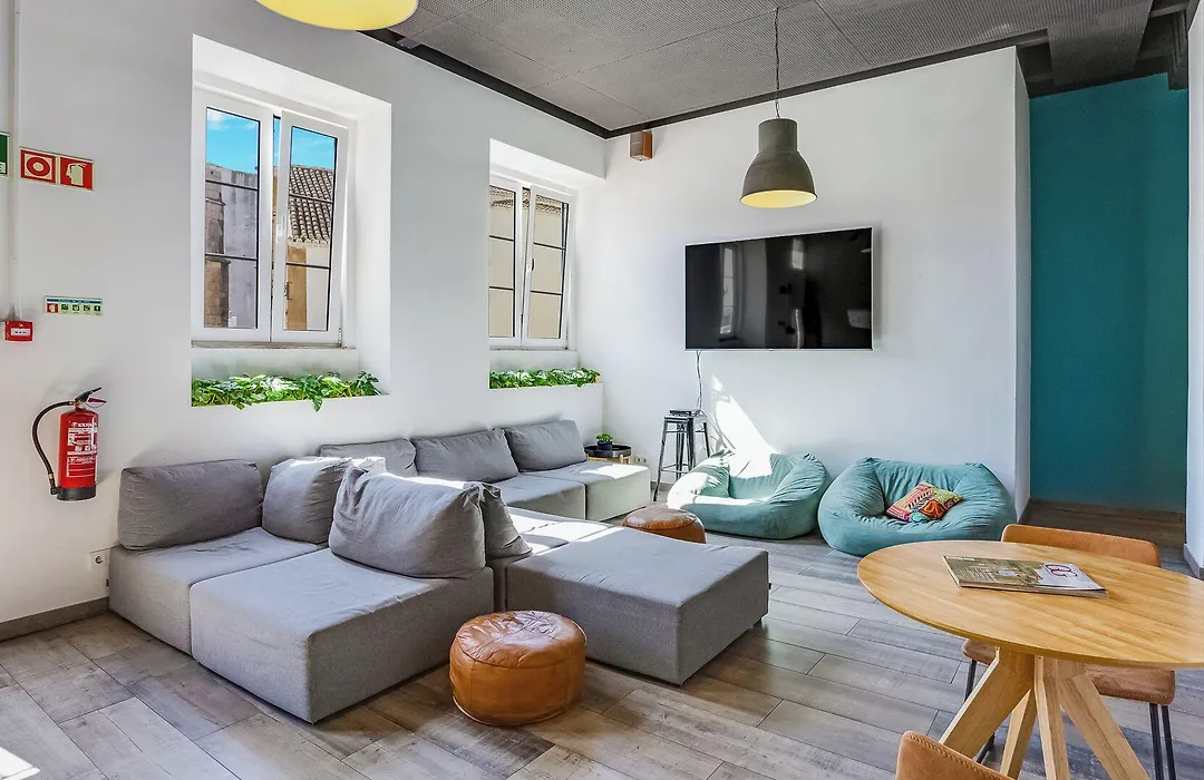 Hostellicious-1