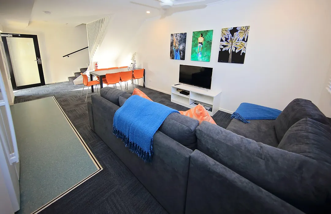 Redhill Cairns Living - Gatton St-1