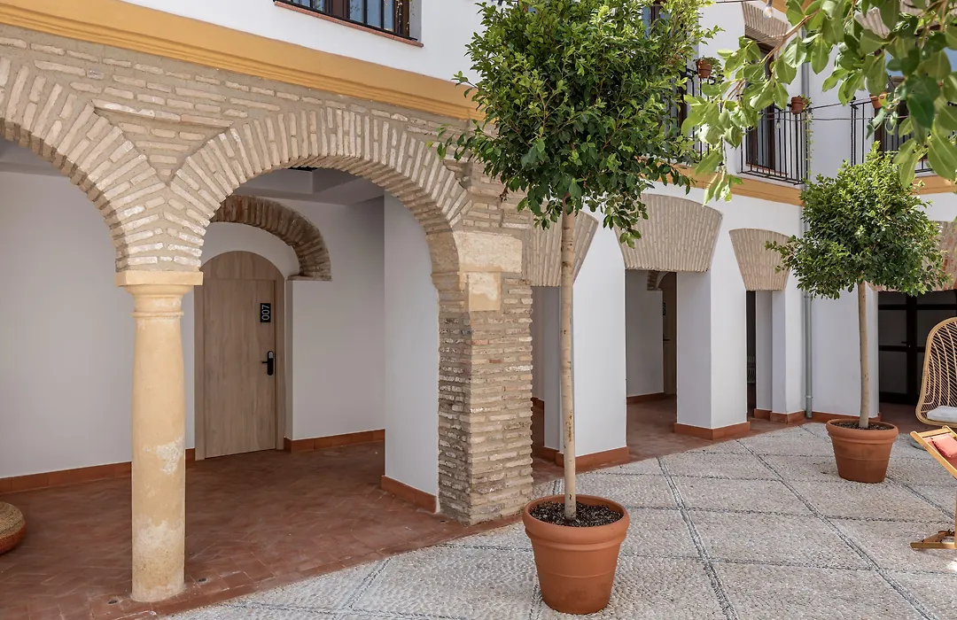 Líbere Córdoba Patio Santa Marta-1