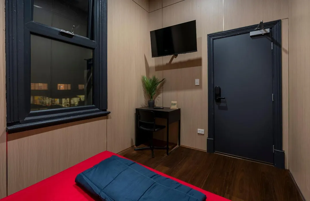 Capsule Hostel Perth - Note - Valid Passport Required To Check-In-1