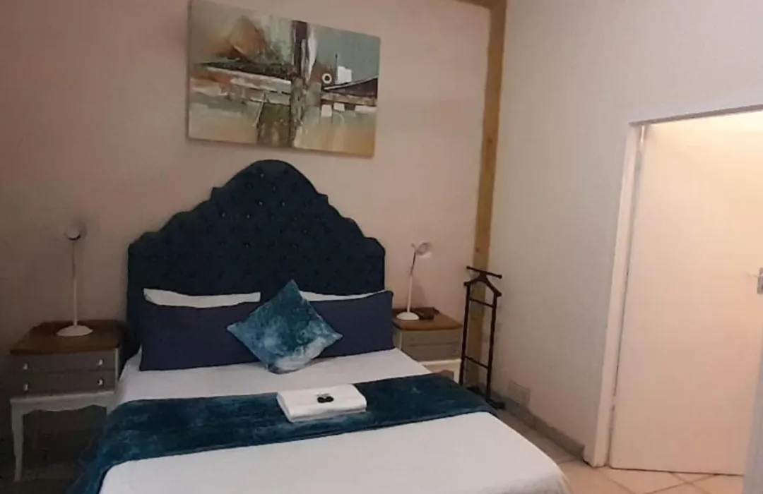 The Russel Guest House-1
