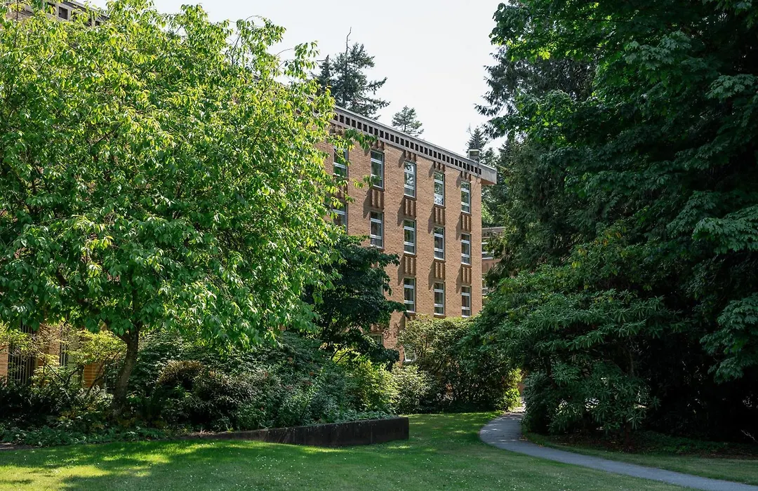 Pacific Spirit Hostel-1
