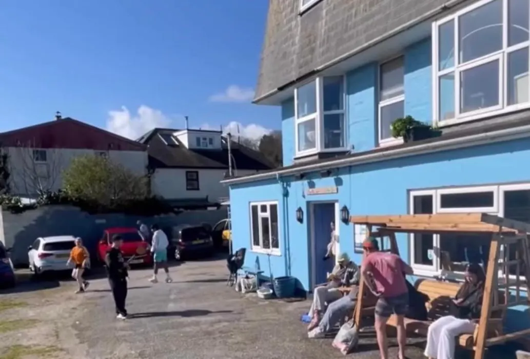 Blue Room Hostel Newquay-1
