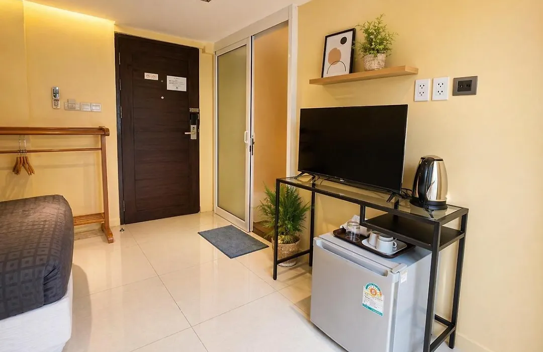 Sukhum Khaosan Au Bon Hostel-1