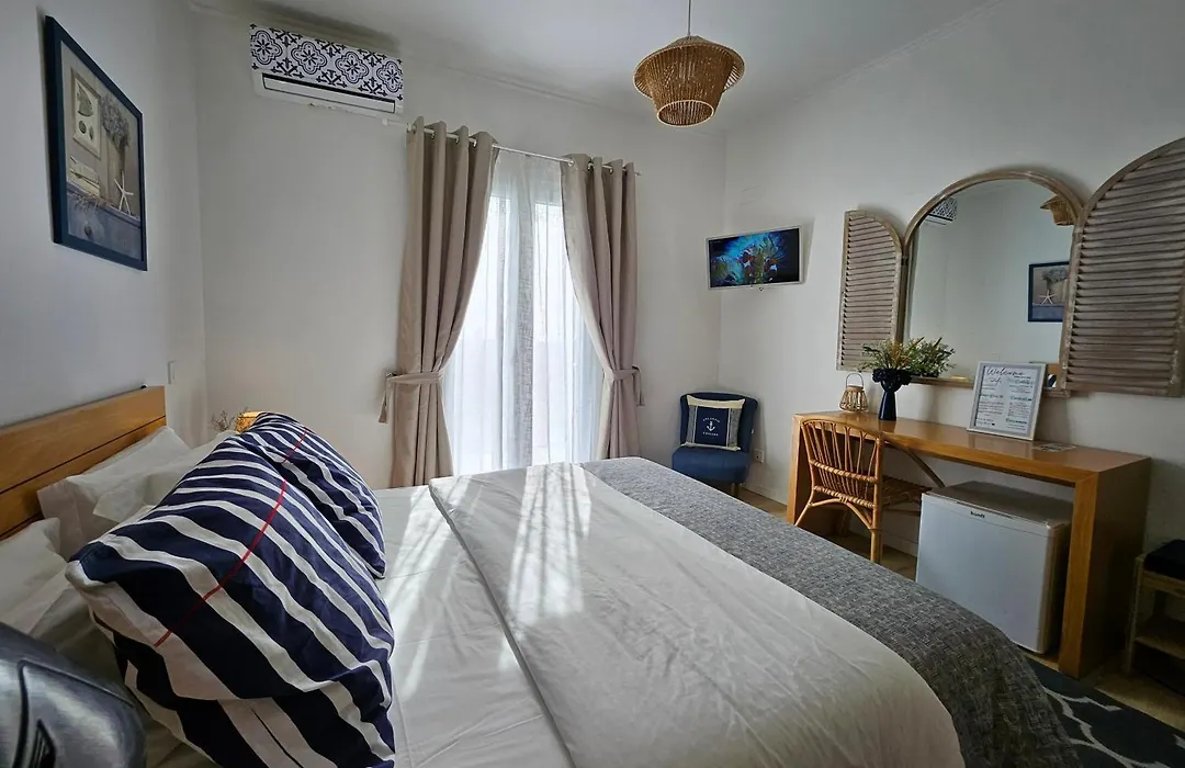 Farol Guesthouse-1