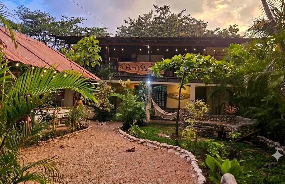 Woodstock Hostel-1