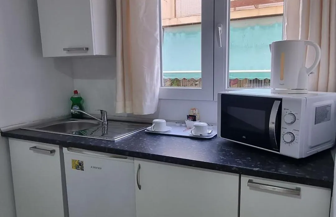 Hostal Olozaga-1