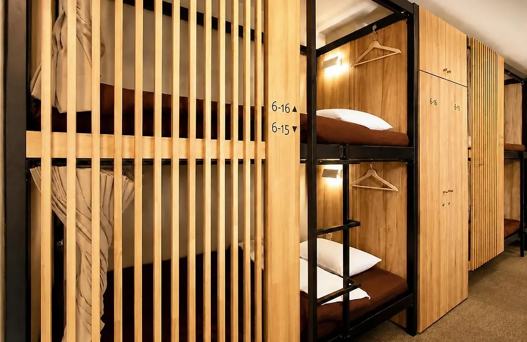 Namba Guesthouse Hive-1