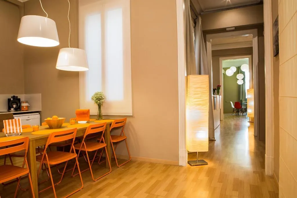 Born Barcelona Hostel-1