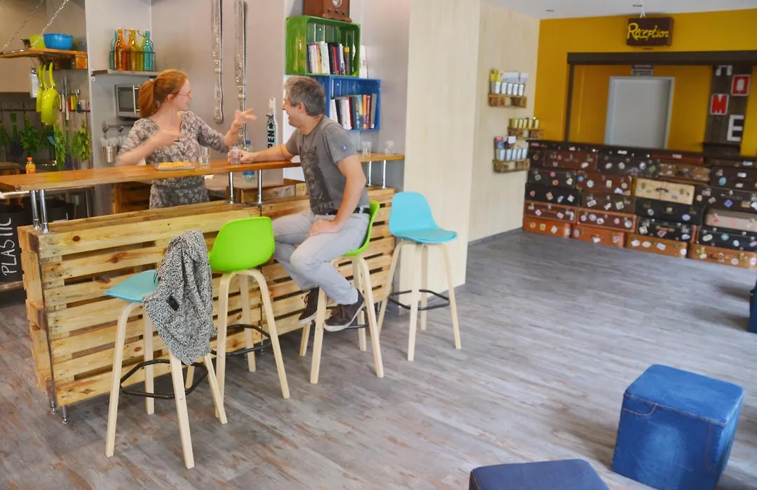 Do Step Inn Central - Self-Service-Hostel-1