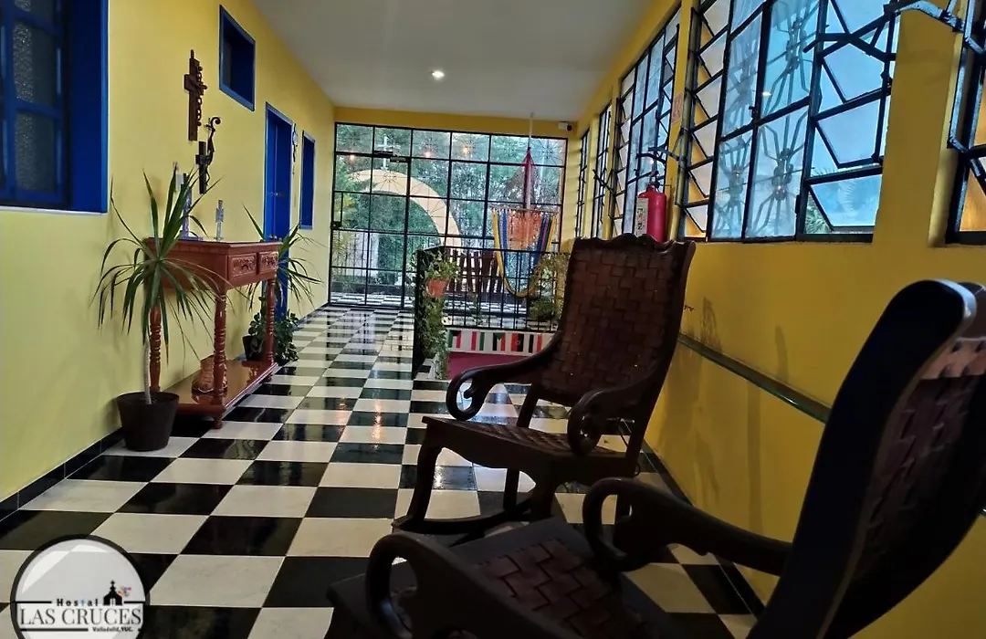 Hostal Las Cruces-1
