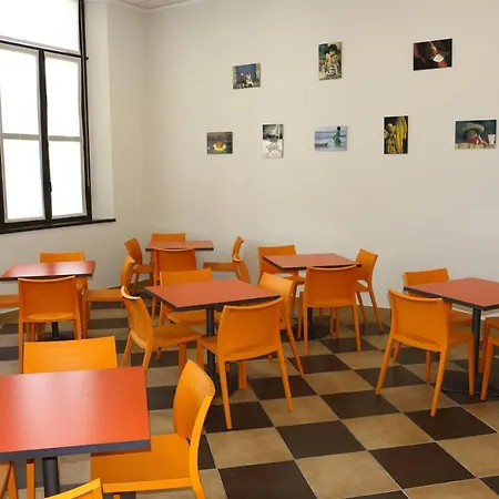 Student'S Hostel Parma-2
