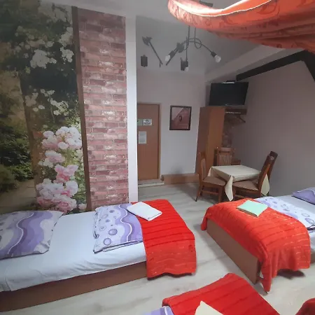 Green Hostel-3