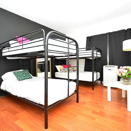 South Beach Rooms And Hostel-2