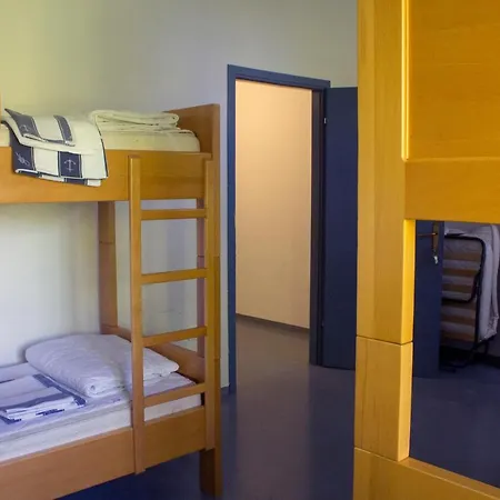 HI Hostel Rijeka-3