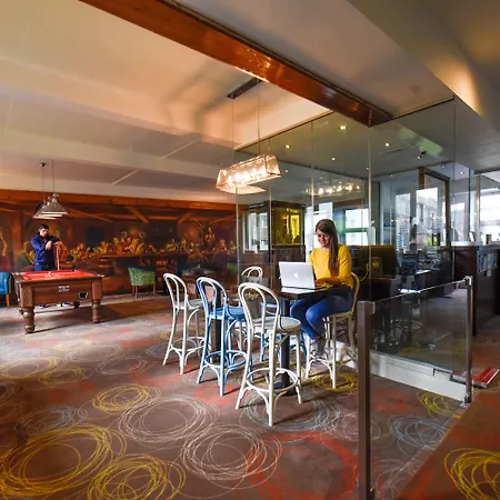 Kinlay Hostel Eyre Square - Best Hostel In Ireland 2025-3