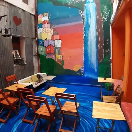 Casa Artigas Hostel-2