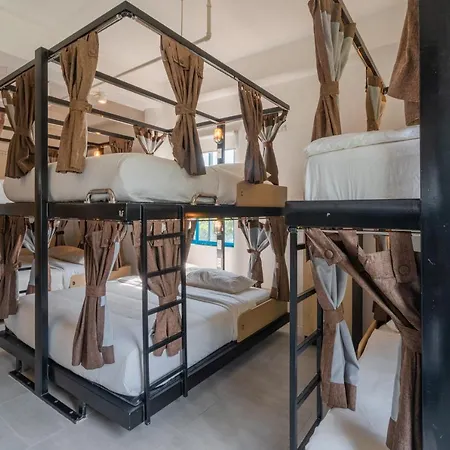 Hop Hostel-2