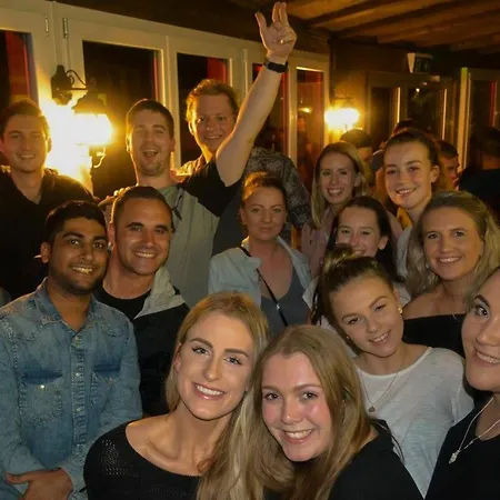 Schutzenbach Backpackers For Adults 18-32 Years Only-3