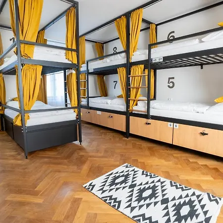 White Wolf House Hostel & Apartments-2