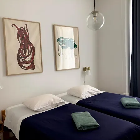 Living Lounge Hostel-3