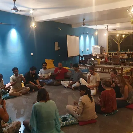Unearth Hostel-2