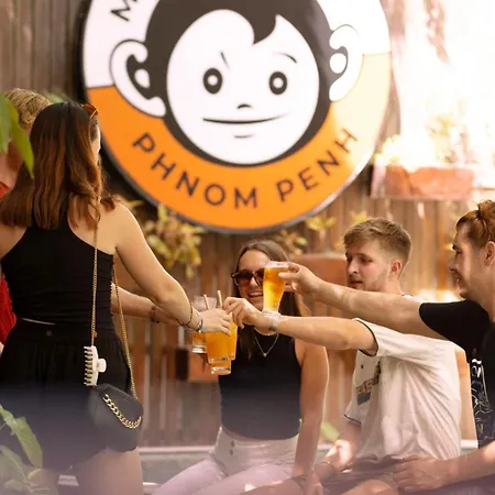 Mad Monkey Hostel Phnom Penh-3