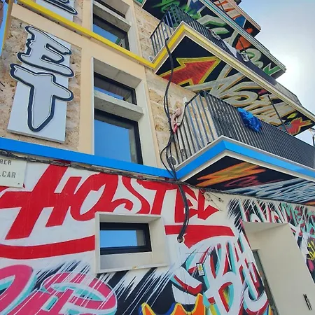 We Street Hostel - Albergue-2