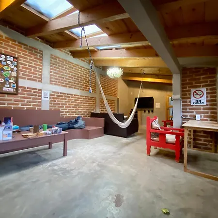 Rossco Hostel & Hotel-3