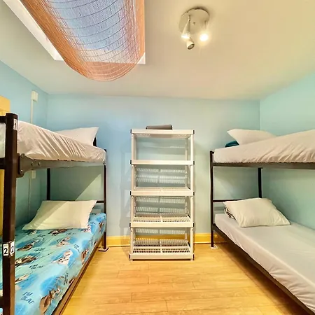 The Only Backpacker'S Inn (Adults Only)-3