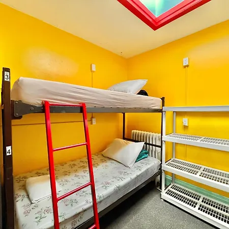 The Only Backpacker'S Inn (Adults Only)-2