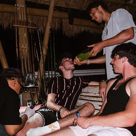Clandestino Hostel Canggu-2