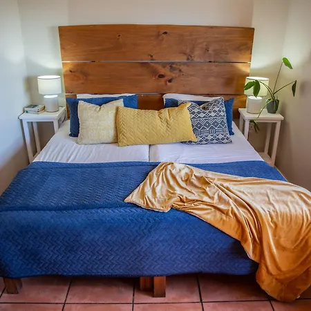 Wilderness Beach House Backpackers Lodge-3