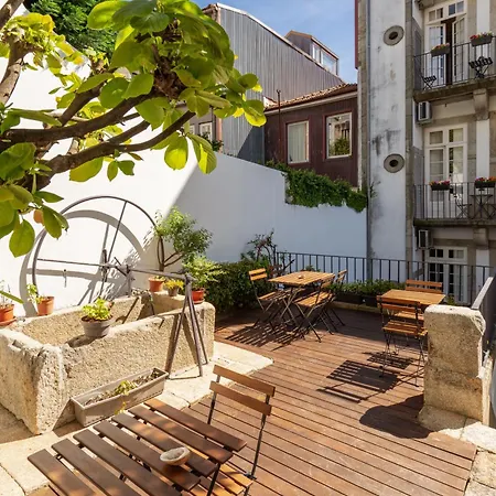 Porto Lounge Hostel & Guesthouse By Host Wise-3