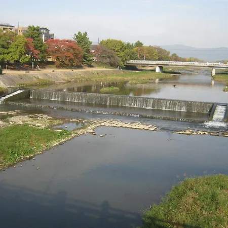 Guesthouse Hyakumanben Cross-3