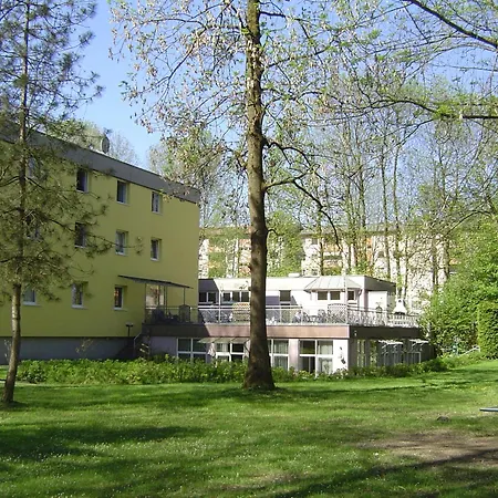 Eduard-Heinrich-Haus, Hostel-2
