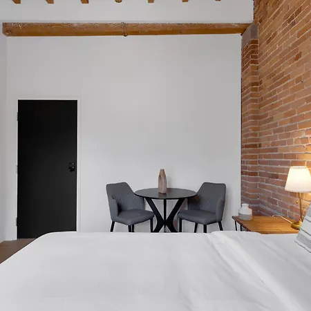 The Little Prince Rooms-Old Montreal-3