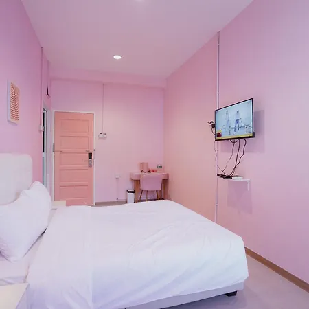 Palette Pink Cabana George Town-3