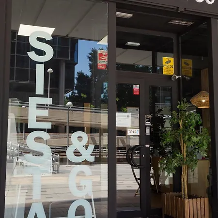 Hostal Siesta & Go Nuevos Ministerios-2