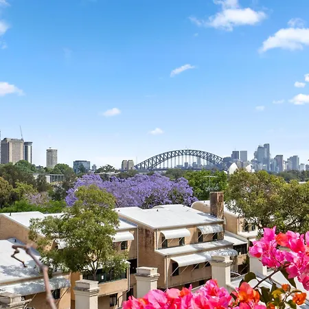 Potts Point Budget Stay - Near Kings Cross Station - Self Check-In-3