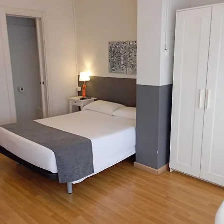 Hostal El Ninot-2