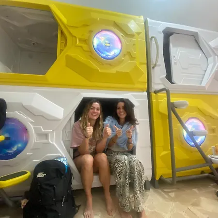 Mermaid Space Capsule Hostel Palermo-3