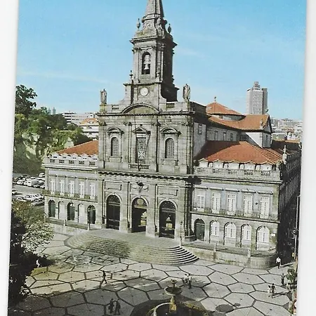 Fantasy Hostel Porto-3