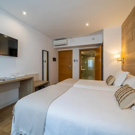 Hostal Menurka-3